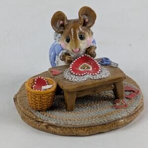 Wee Forest Folk M-204 Clementine 1995 Blue Donna Petersen Valentine Miniature